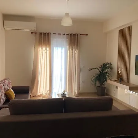 Theona Apartmán *