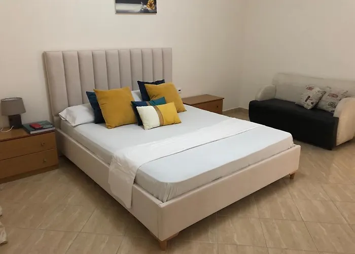 Theona Apartament Saranda