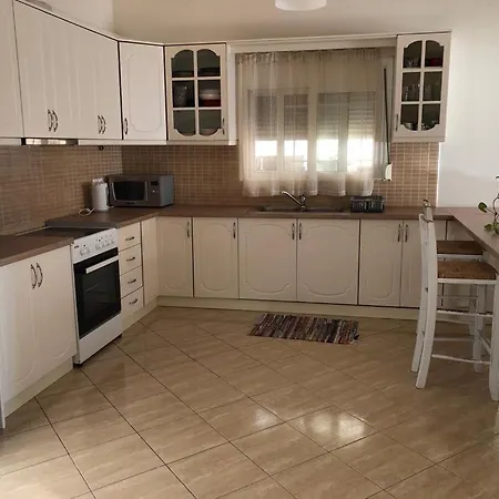 Apartment Theona Sarande